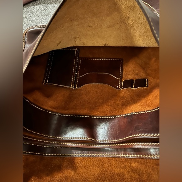 Italian Leather Messenger Bag - Picture 12 of 14